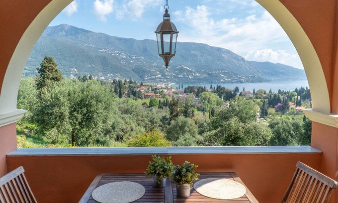 Kato Korakiana Apartment | Apartment 'Bella Vista ' with Sea View, Wi-Fi and Air Conditioning