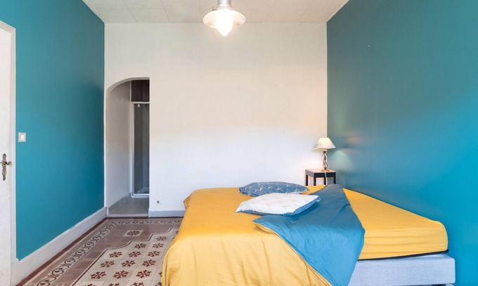 Le Teil Bed & Breakfast | Apartment 'Bleue' with Shared Terrace, Shared Garden and Wi-Fi