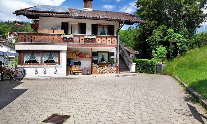 Mittenwald Apartment | Apartment 'Brunnsteinnest' with Mountain View, Balcony and Wi-Fi