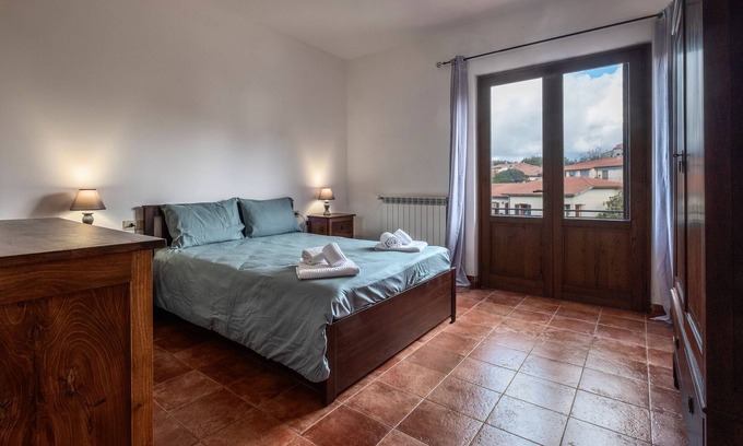 Poggio Murella Apartment | Apartment 'Casa Doriana' with Balcony and Wi-Fi