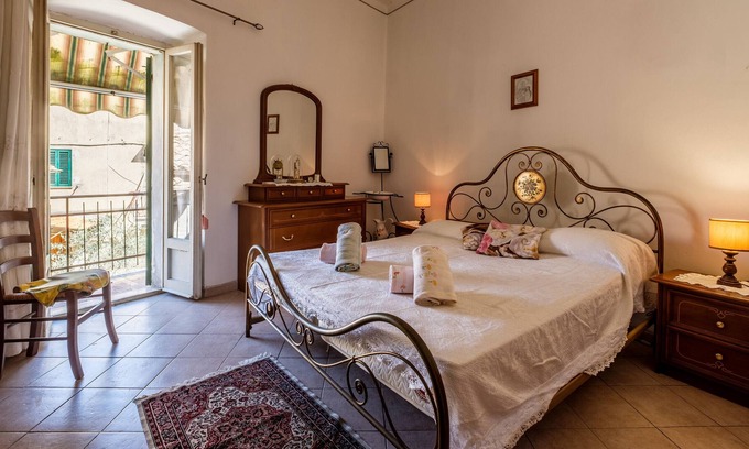 Montemerano Apartment | Apartment "Casa Grande" with Private Open Terrace