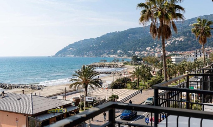 Marina di Andora Apartment | Apartment Casa sul Mare by Interhome