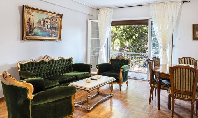 Chalandri Apartment | Apartment "Danais" with Shared Garden & Wi-Fi