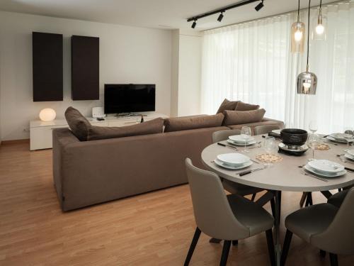 Taesch Apartment | Apartment Davinci-2 by Interhome