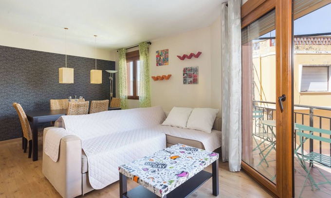 Denia Apartment | Apartment 'Denia Sur' with Mountain View, Wi-Fi and Air Conditioning