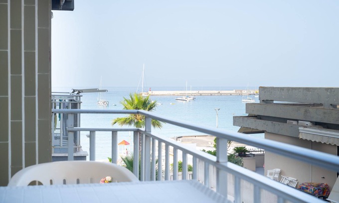 Otranto Apartment | Apartment 'Dimora Lungomare Terra D'otranto' with Sea View, Wi-Fi and Air Conditioning