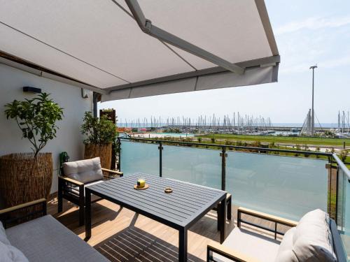 Santo Stefano al Mare Apartment | Apartment Entre Bateau et Mer by Interhome
