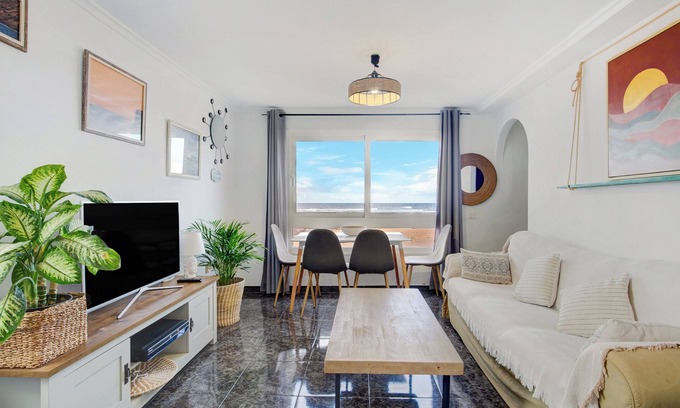 El Cotillo Apartment | Apartment 'El Cotillo Mar Beach' with Sea View, Terrace & Wi-Fi