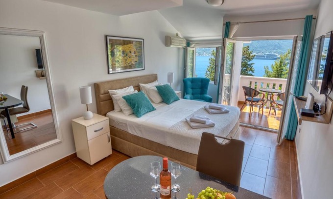 Ljuta Apartment | Apartment Elegant