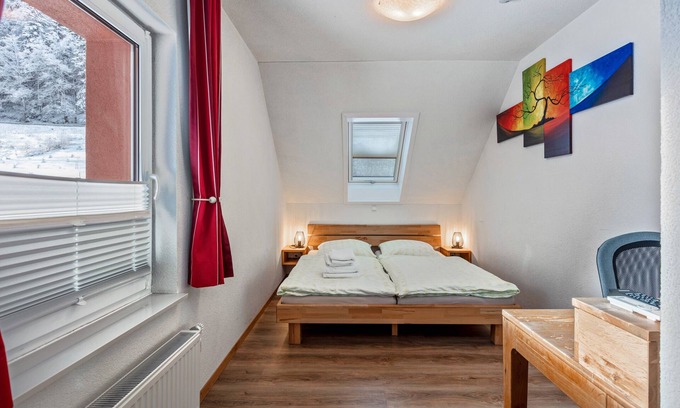 Neuenweg Apartment | Apartment 'Ferienwohnung Talblick Nr 3' with Shared Terrace, Shared Garden and Wi-Fi