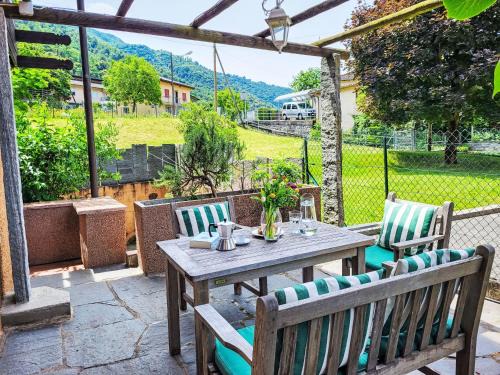 Brusino Arsizio Apartment | Apartment Fiorita by Interhome
