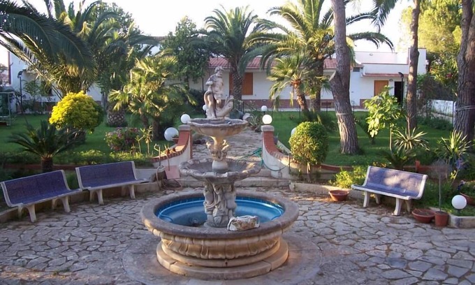 Vittoria House | APARTMENT from € 10 to the day to person in Villa in Vittoria - near to the sea