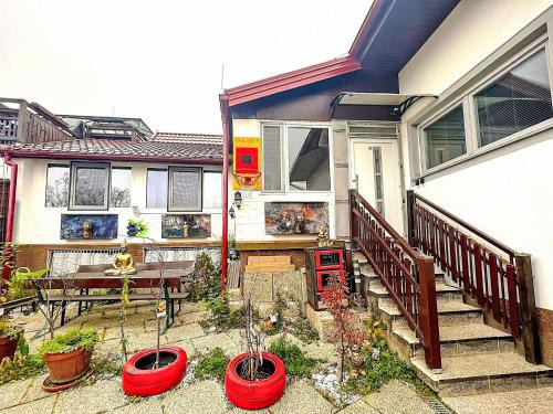 Drassmarkt Apartment | Apartment Garden Suite by Interhome