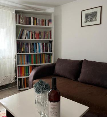 Pirot Apartment | Apartment Gray