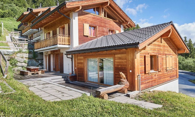 Vex Apartment | Apartment Grives by Interhome