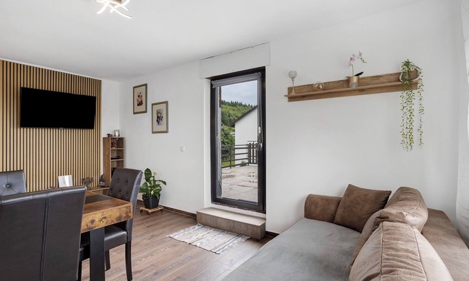 Heringhausen Apartment | Apartment 'Haus Elena' with Mountain View, Private Terrace and Wi-Fi