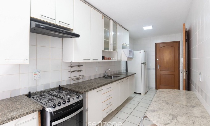 Praia do Morro Apartment | Apartment in a Condominium on the Sand - Efe0803