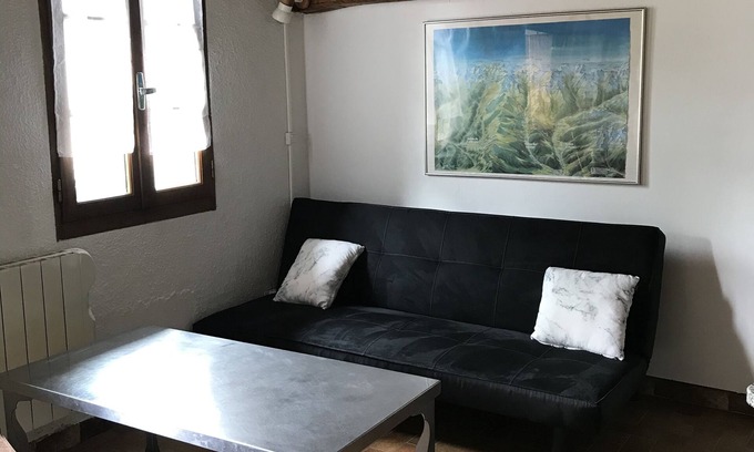 Peyragudes Apartment | Apartment in a typical Pyrenean chalet