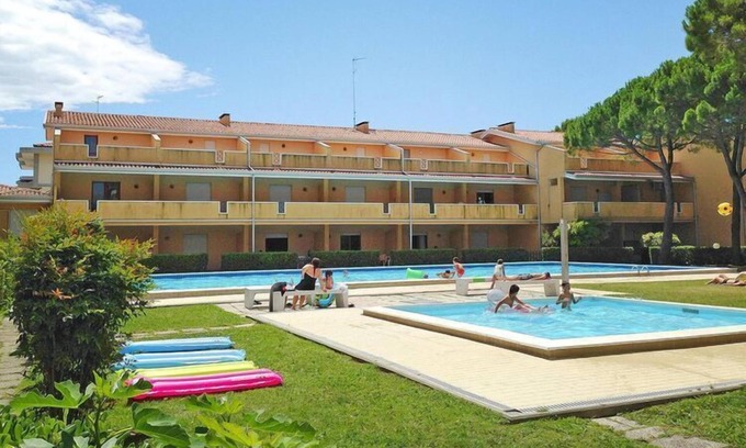 Bibione Apartment | Apartment in Bibione Spiaggia with balcony