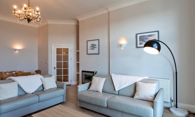Newquay Apartment | Apartment in Cornwall with Towan Beach Views