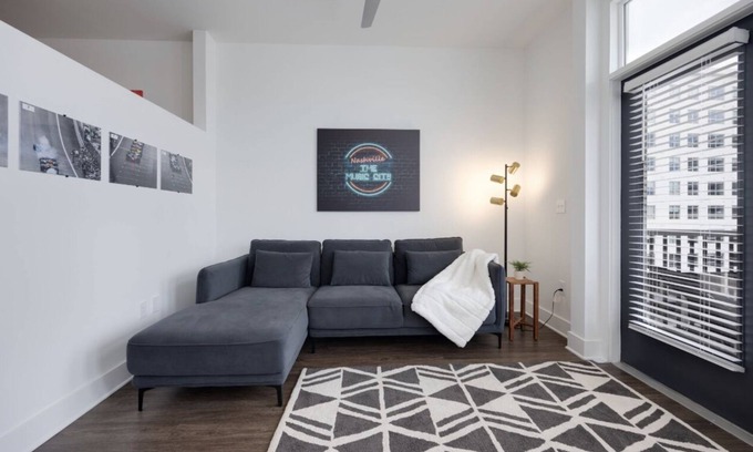 Sobro Apartment | Apartment in Downtown Nashville!