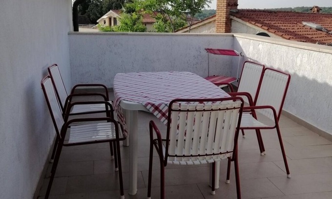 Funtana Apartment | Apartment in Funtana with Balcony, Air condition, WIFI, Washing machine (4982-3)