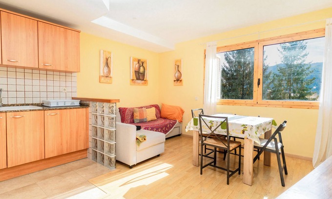 Gombren Apartment | Apartment in Gombrèn Girona with Nature Views