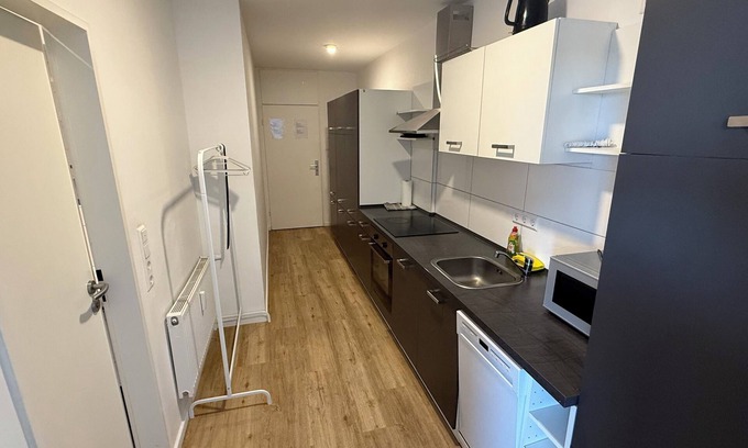 Region Hannover District Apartment | Apartment in Hannover-Airport! contactless check-in 4P