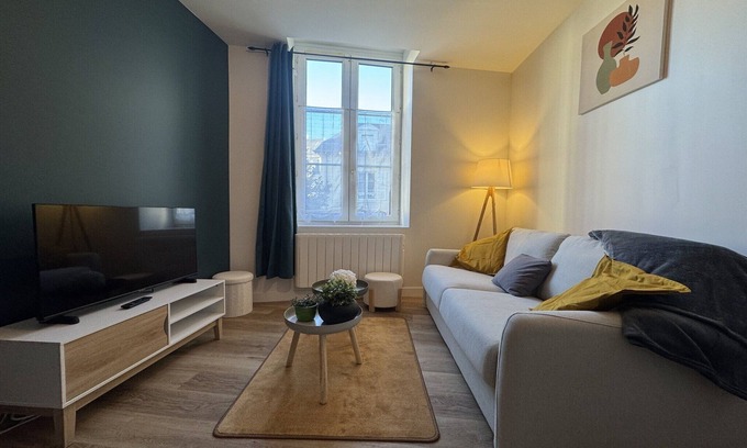 Republique Apartment | Apartment in Le Mans near 24H Circuit
