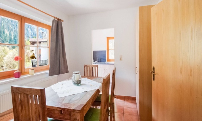 Finkenberg Apartment | Apartment in Mayrhofen with balcony