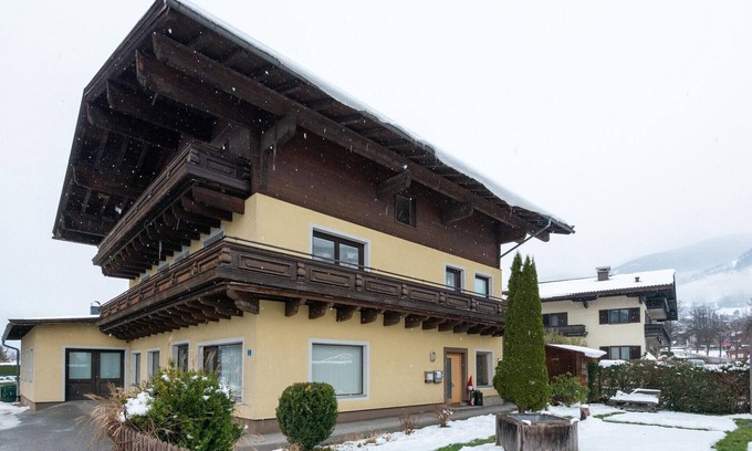 Niedernsill Apartment | Apartment in Niedernsill near Ski Slopes