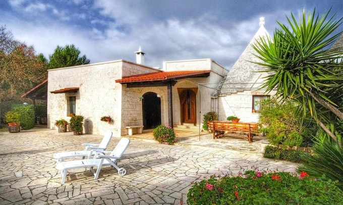 Specchiaruzzo Apartment | Apartment in Ostuni with terrace