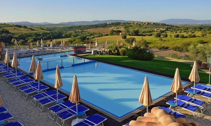 Magliano in Toscana Apartment | Apartment in Residence Borgo Magliano, in Magliano