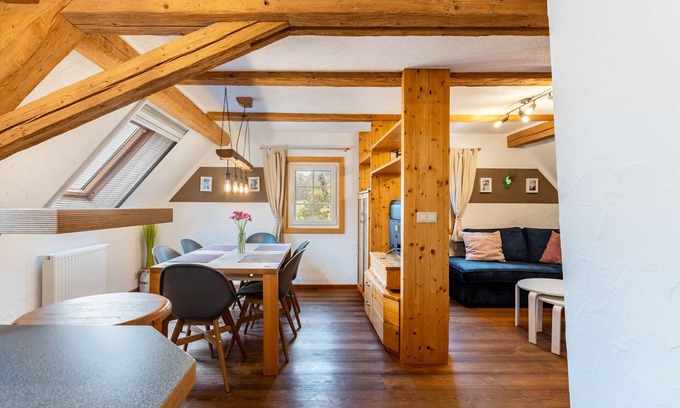 Schwarzenbach Apartment | Apartment 'In the Attic' with Private Terrace, Shared Garden and Wi-Fi