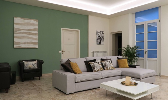 Lucca Historical Center Apartment | Apartment in the center of Lucca with private courtyard