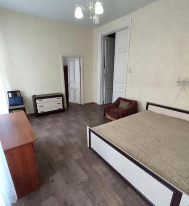 Odessa City Center Apartment | Apartment in the center of Odessa by the sea