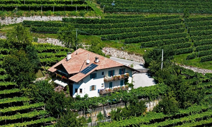 Kurtatsch an der Weinstraße Apartment | Apartment in top location