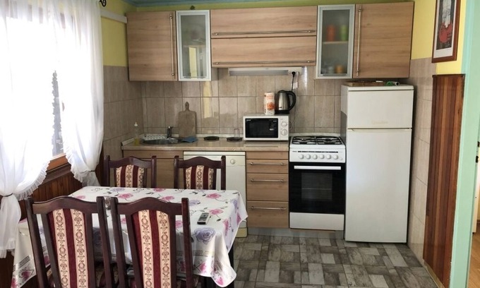 Zdrelac Apartment | Apartment in Ždrelac with Balcony, Air condition, WIFI, Washing machine (4834-1)
