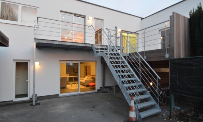 Godveerdegem Apartment | Apartment in Zottegem with Bubble Bath