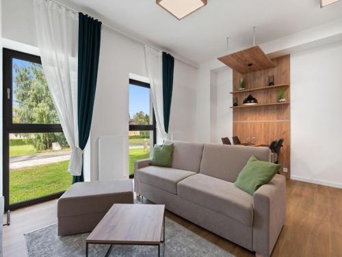 Svinna Apartment | Apartment Javorná Lodge by Interhome