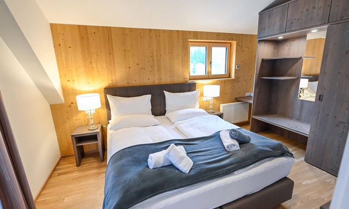 Uebelbach Apartment | Apartment Käfer with breakfast in the Pension Herti - Haus Pastner am Teich