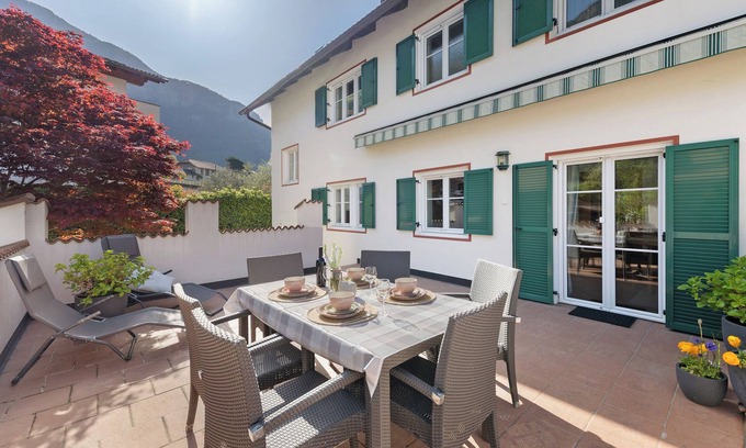 Terlano Apartment | Apartment 'Kreutnerbinderhof' with Mountain View, Private Terrace and Wi-Fi