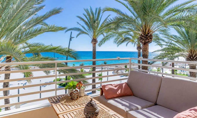 Altea Apartment | Apartment "La Mar" with Private Terrace & Wi-Fi