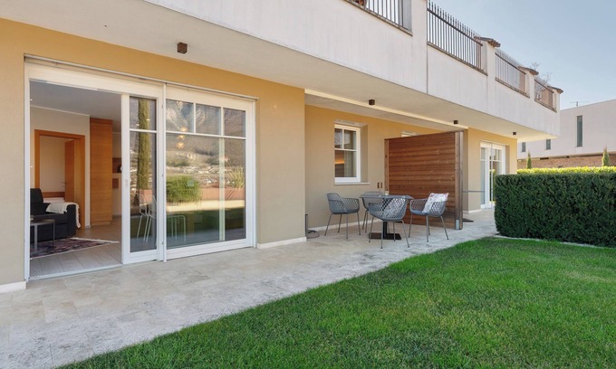 St. Michael/San Michele Apartment | Apartment 'Landhaus Antonius Suite Marius' with Mountain View, garden and Air Conditioning