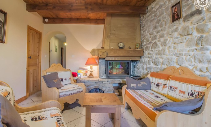 Montricher-Albanne Apartment | Apartment 'Le Blanchon' with Mountain View and Wi-Fi