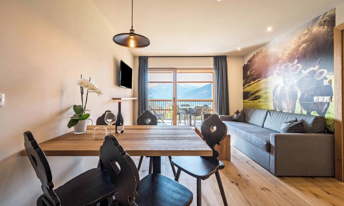 Chifa Apartment | Apartment "Leierhof Karlotta" with Mountain View