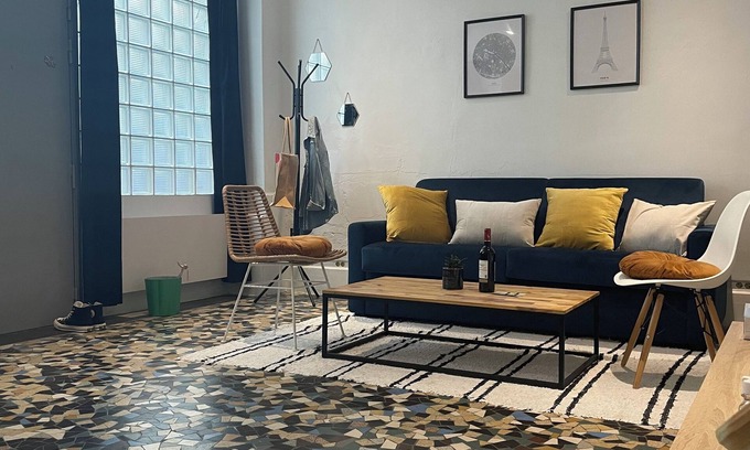 Quartier Saint-Ambroise Apartment | Apartment Luma Oberkampf/Jean Pierre Timbaud district