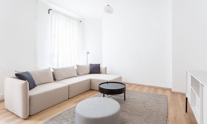 Friedrichshain Apartment | Apartment 'Maisonette Friedrichshainer' with Wi-Fi