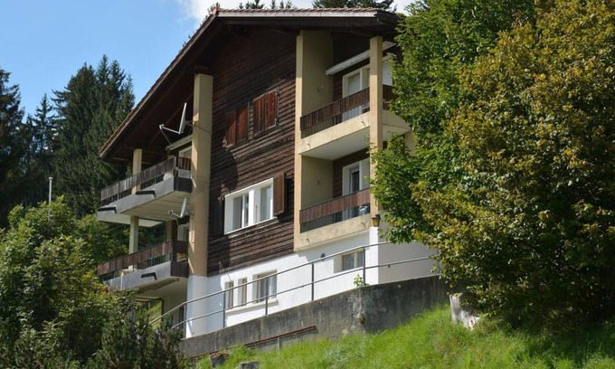 Saanenmoeser Apartment | Apartment Media by Interhome