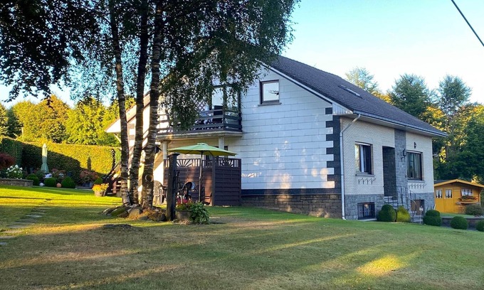 Nidrum Apartment | Apartment near forest in Nidrum